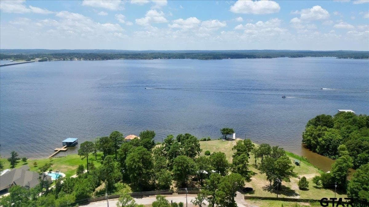10.16 acres in Smith County - photo 8