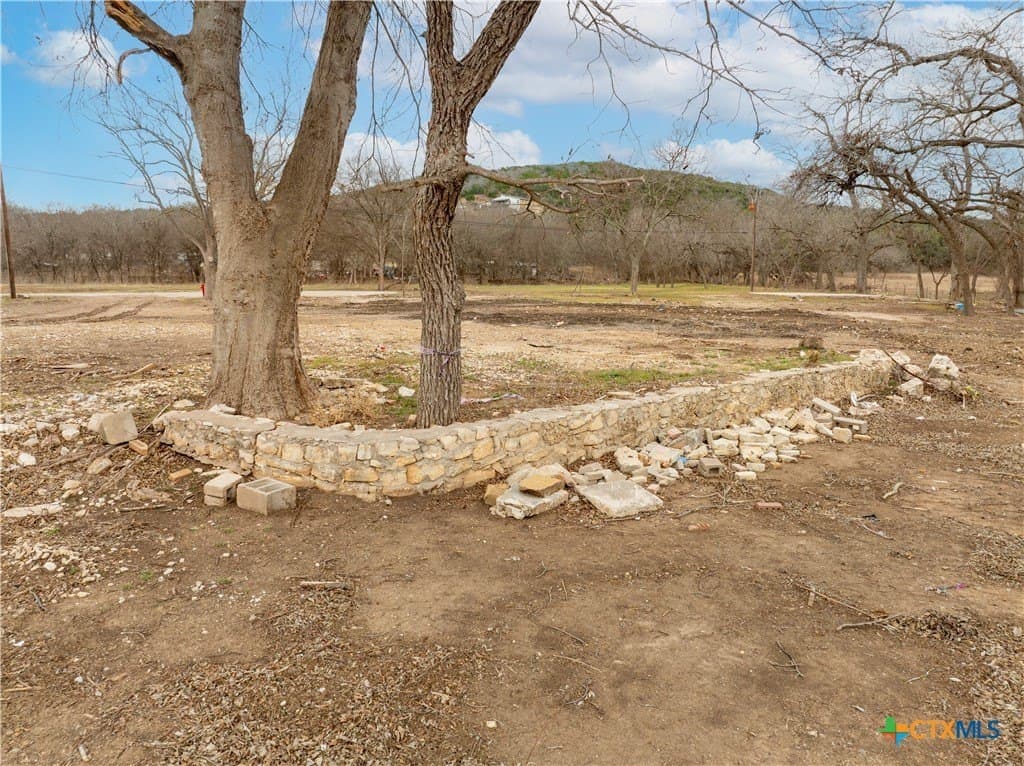 2.75 acres in Travis County - photo 3