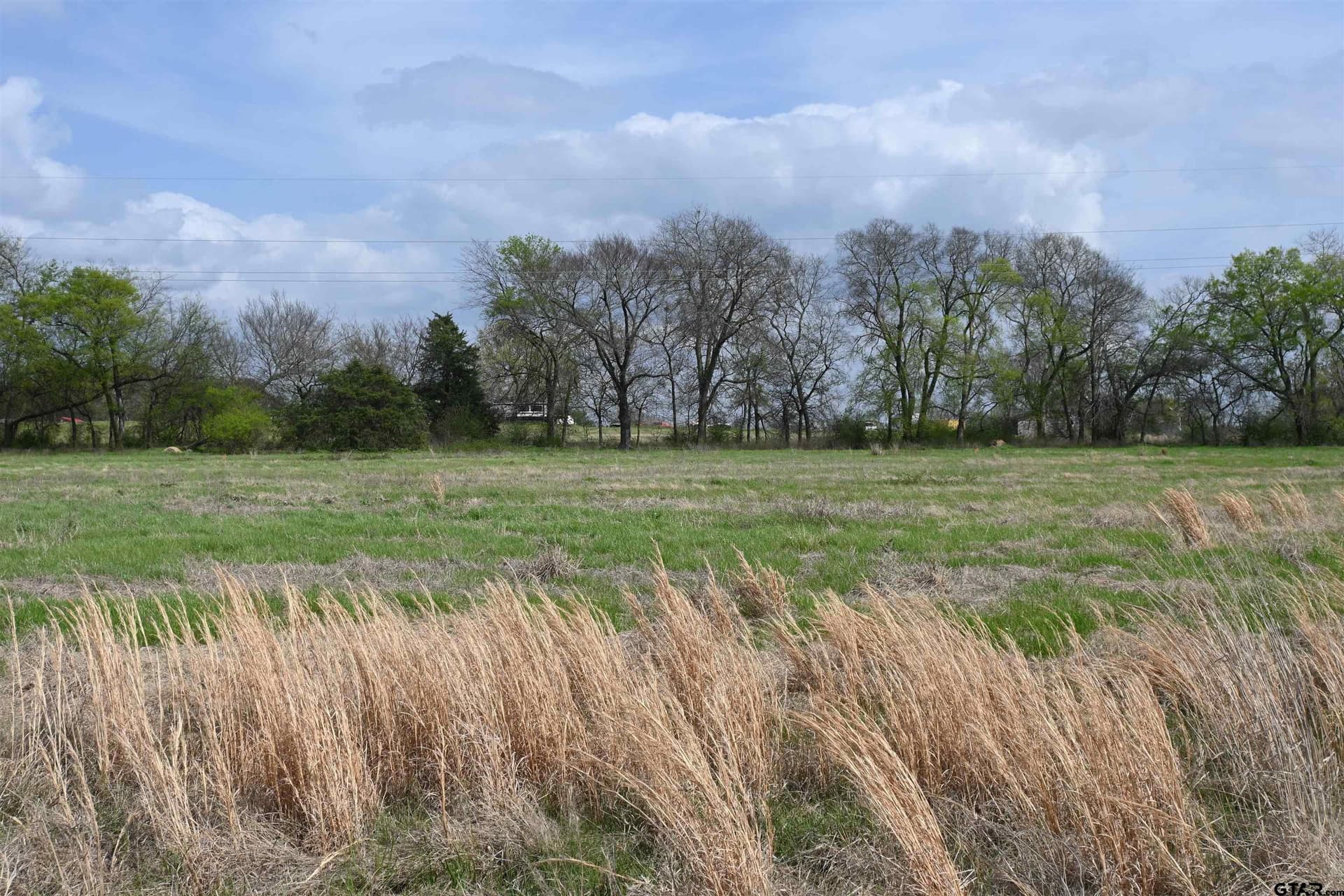 204 Private Road 5617 (Golden Valley Crossing)