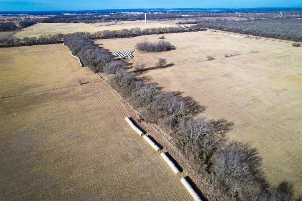 67.55 acres in Hill County - photo 10