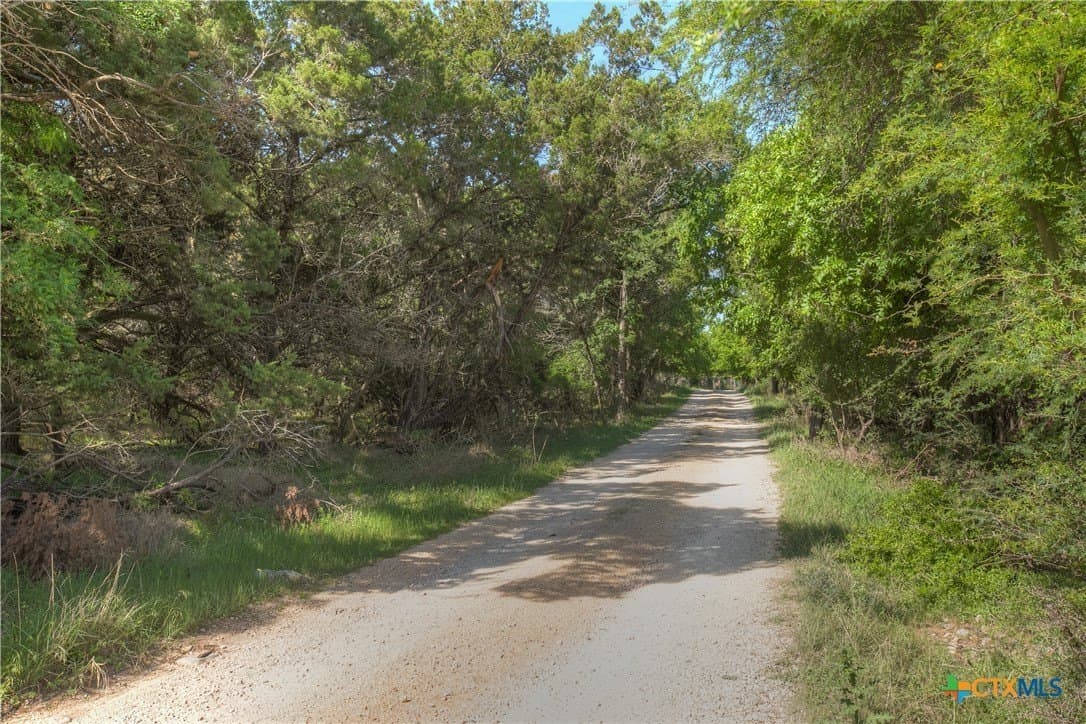 0.95 acres in Comal County - photo 9