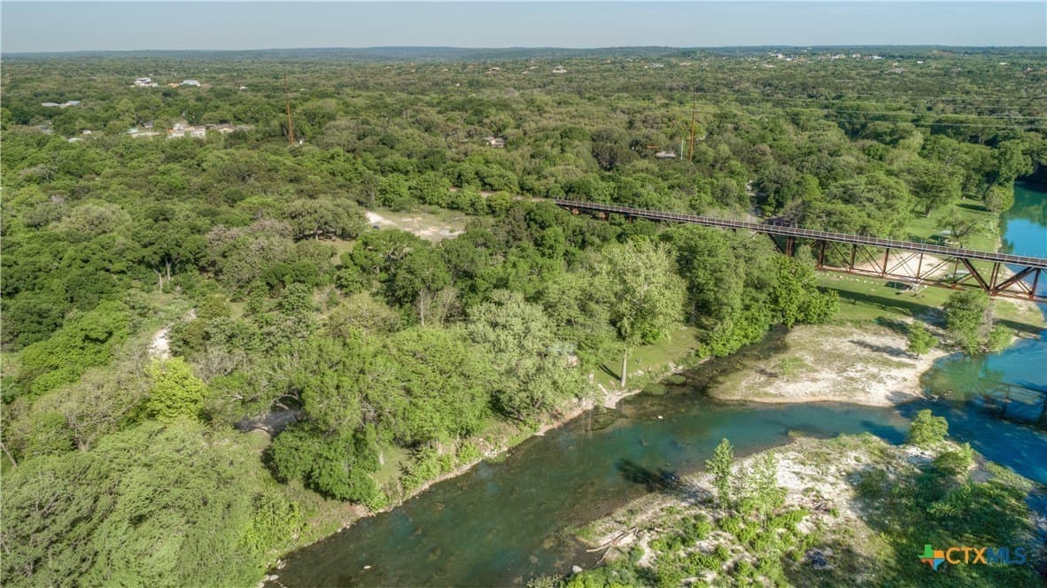 0.95 acres in Comal County - photo 30