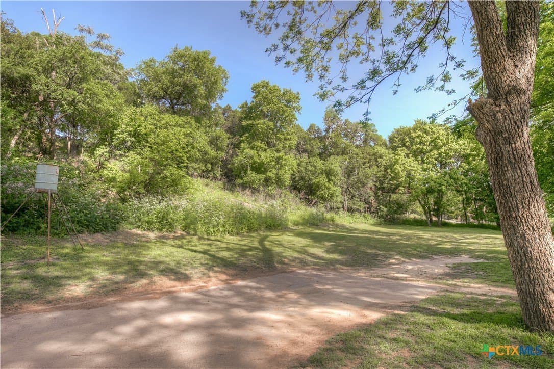 0.95 acres in Comal County - photo 20