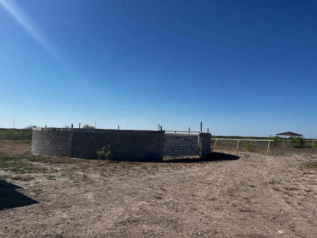 10.04 acres in Maverick County - photo 22