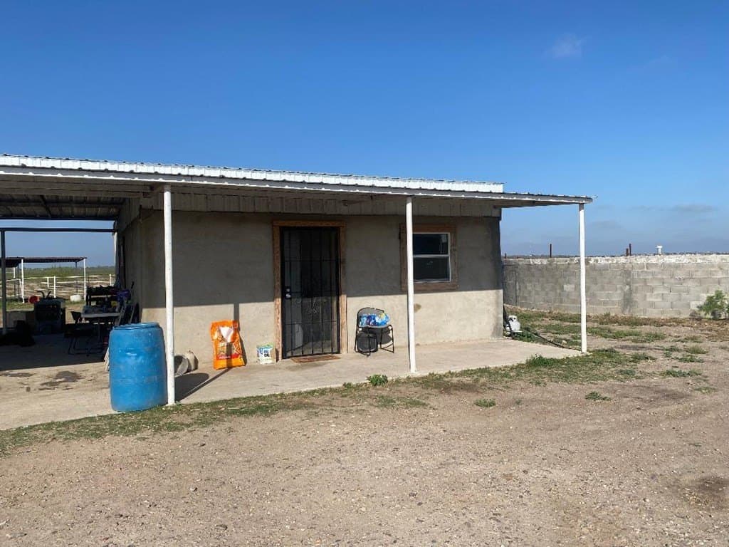 10.04 acres in Maverick County - photo 5