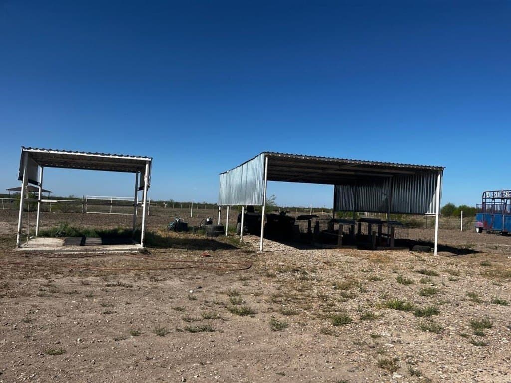 10.04 acres in Maverick County - photo 21