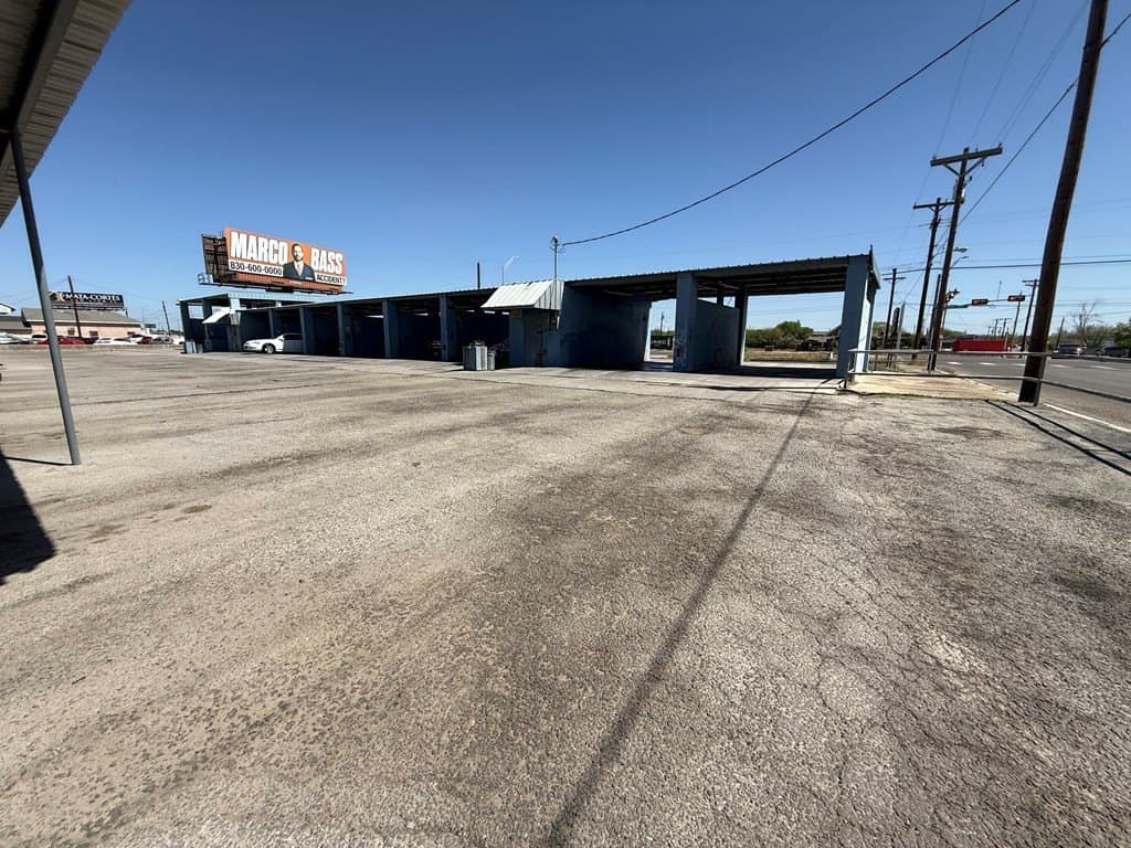 50,092 acres in Maverick County - photo 10
