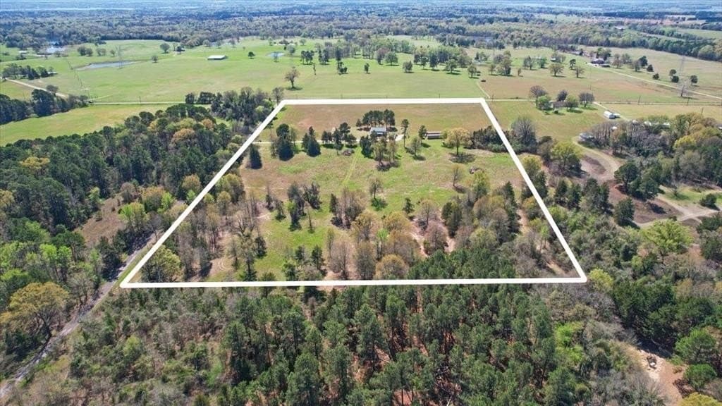 21.68 acres in Titus County - photo 39