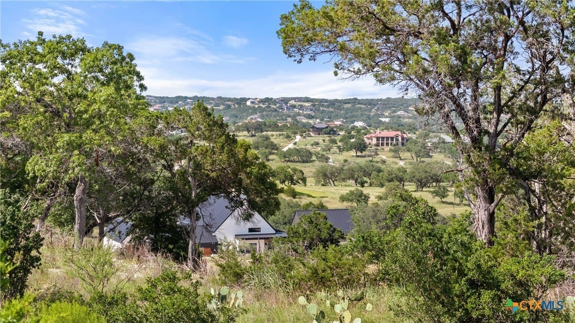 1.22 acres in Comal County - photo 2