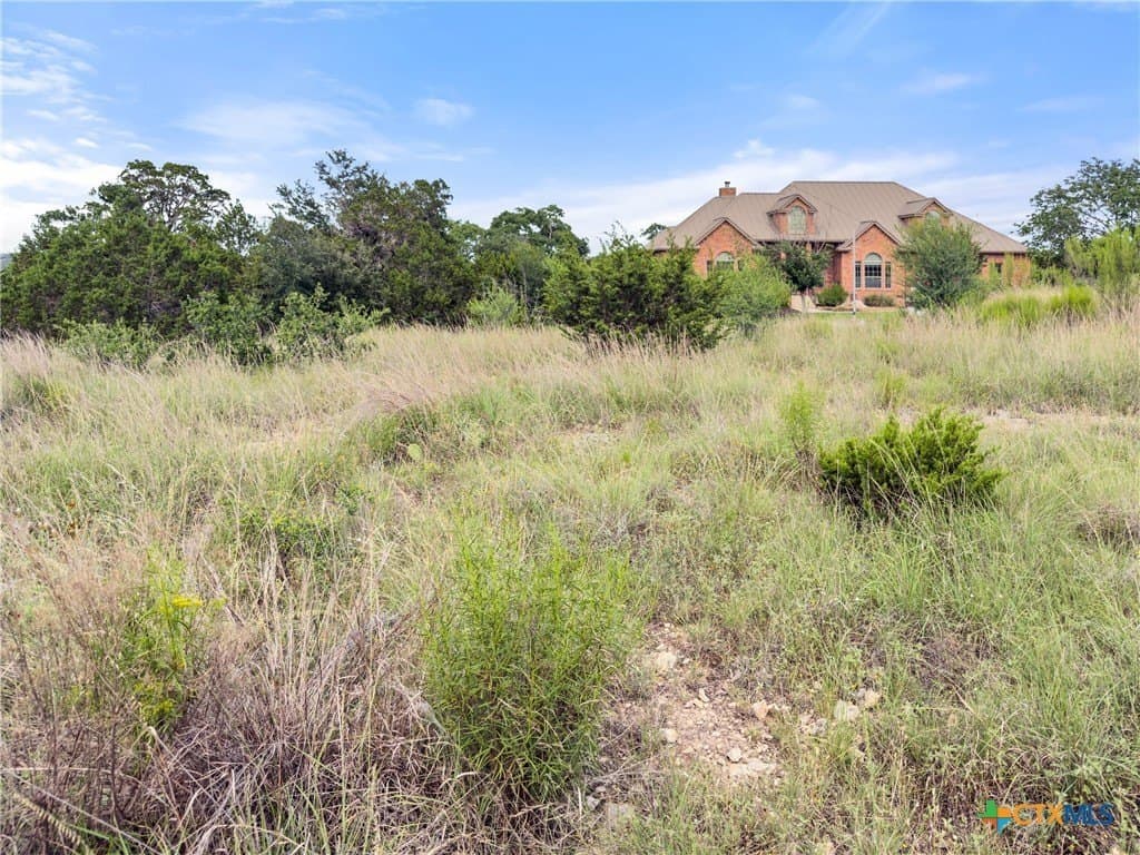 1.22 acres in Comal County - photo 11