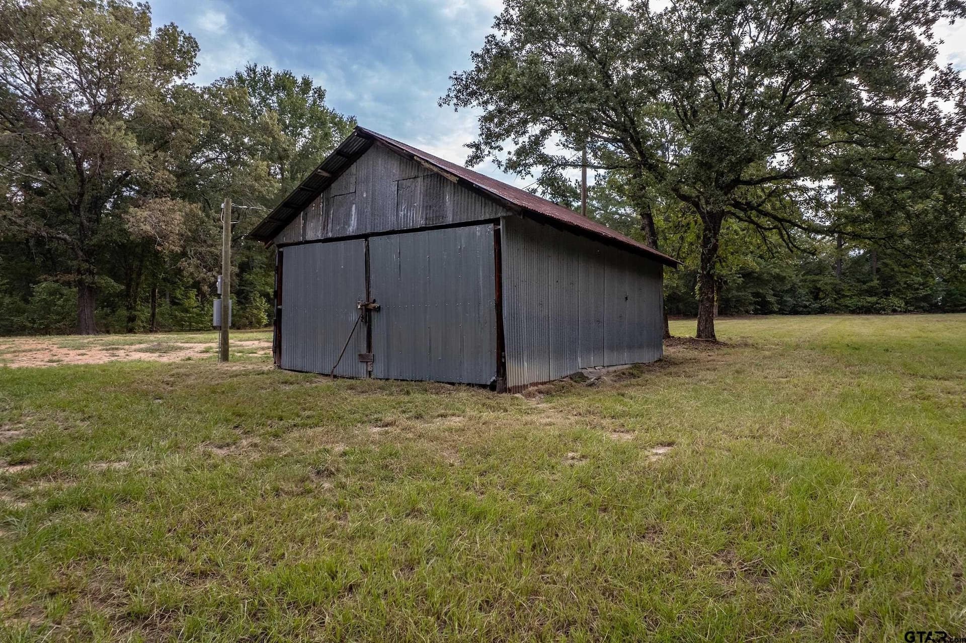 32 acres in Smith County - photo 9