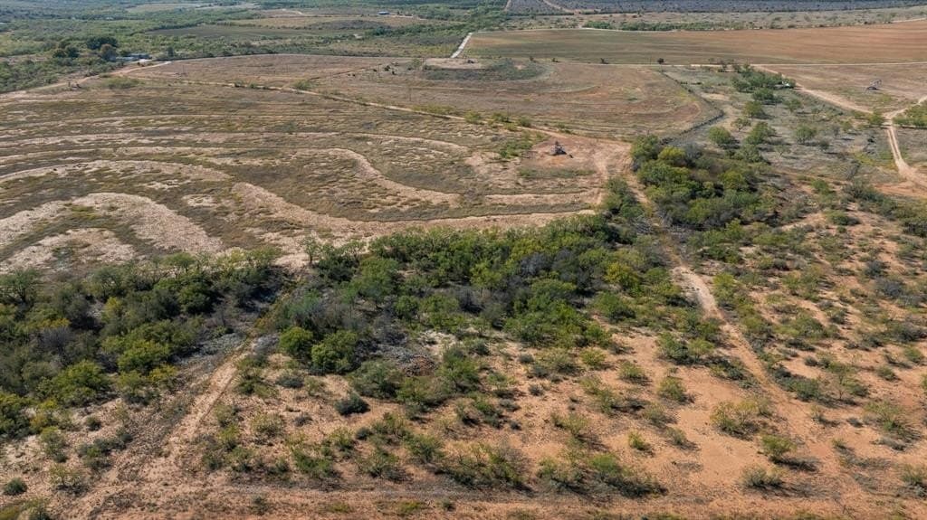 10 acres in Nolan County - photo 17