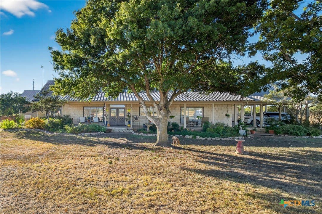 45 acres in Gonzales County - photo 2