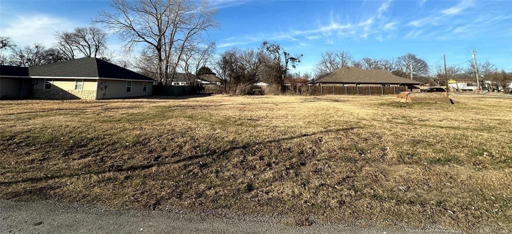 0.18 acres in Grayson County - photo 2