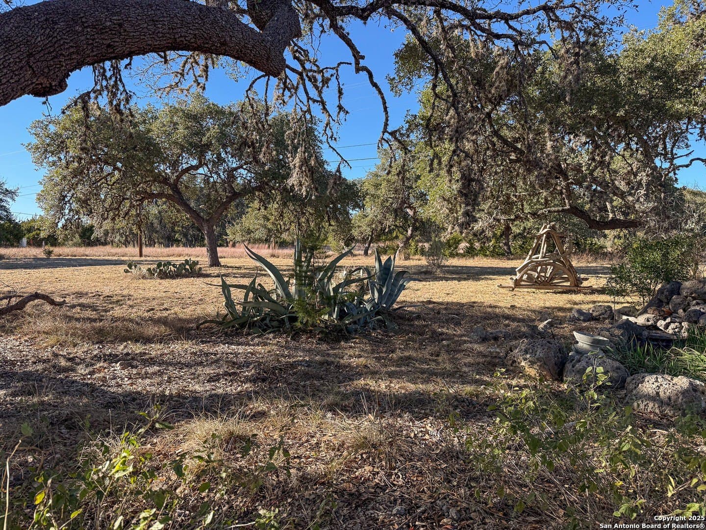 15.29 acres in Bandera County - photo 6
