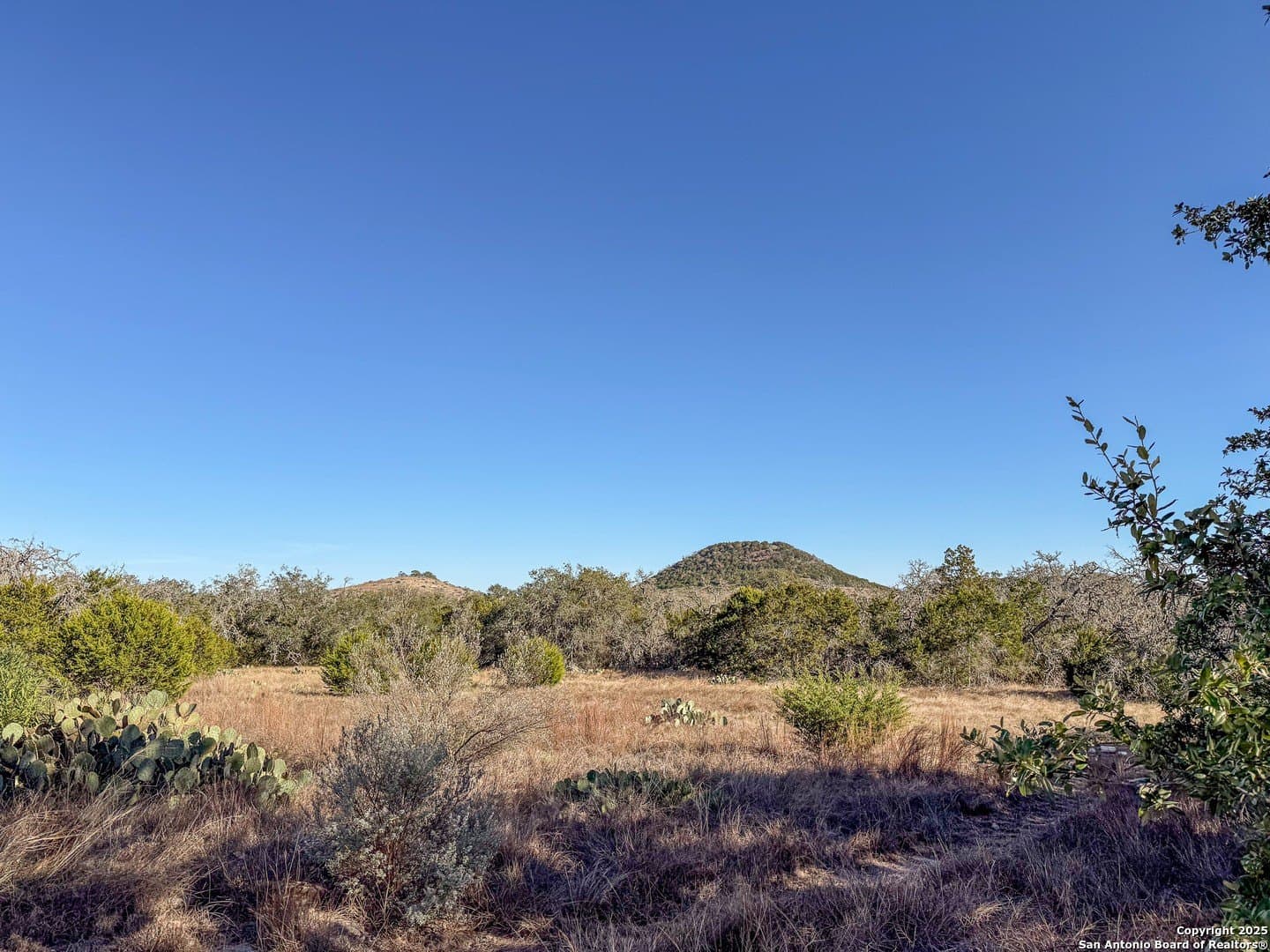 15.29 acres in Bandera County - photo 7