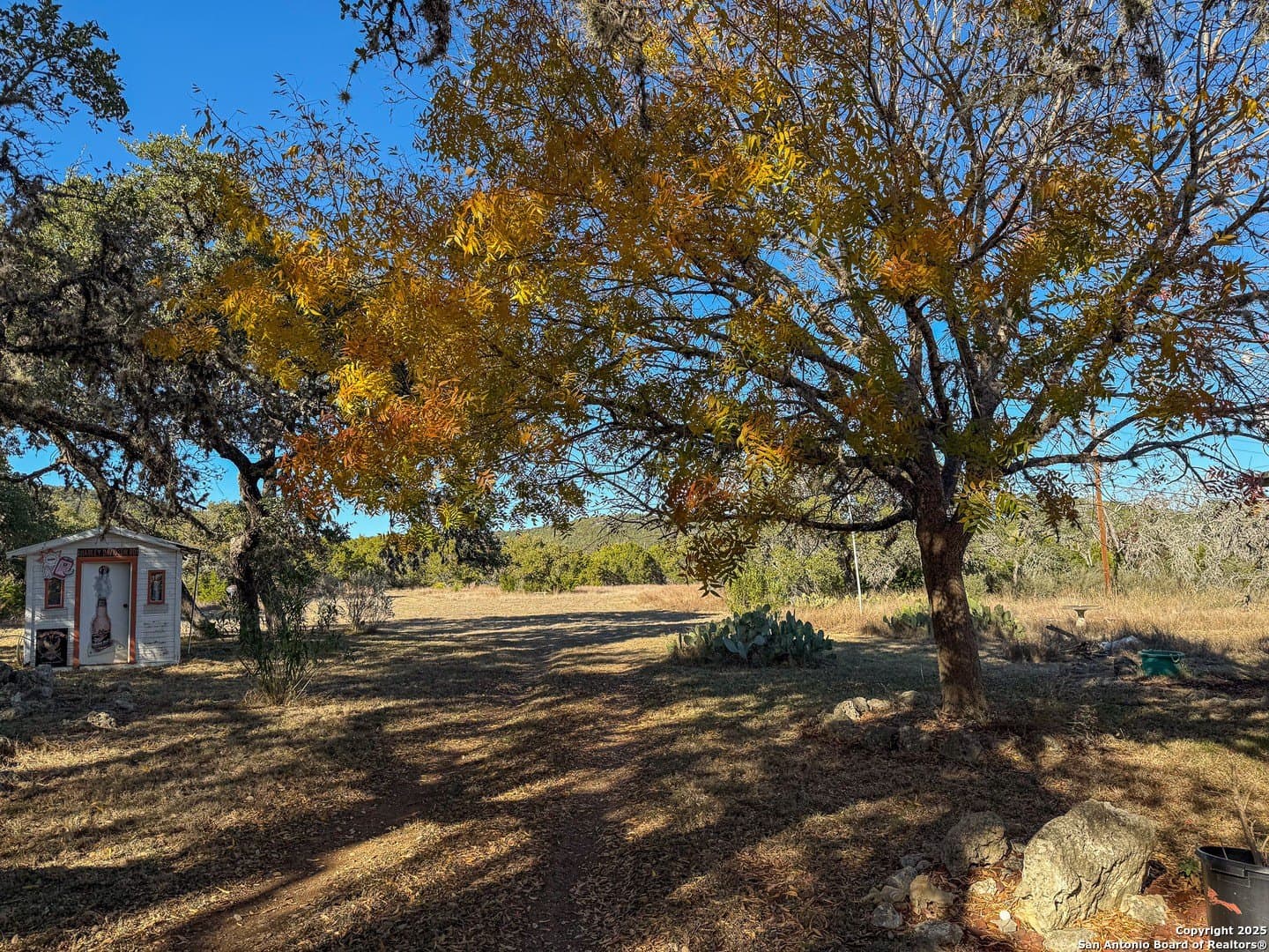 15.29 acres in Bandera County - photo 33