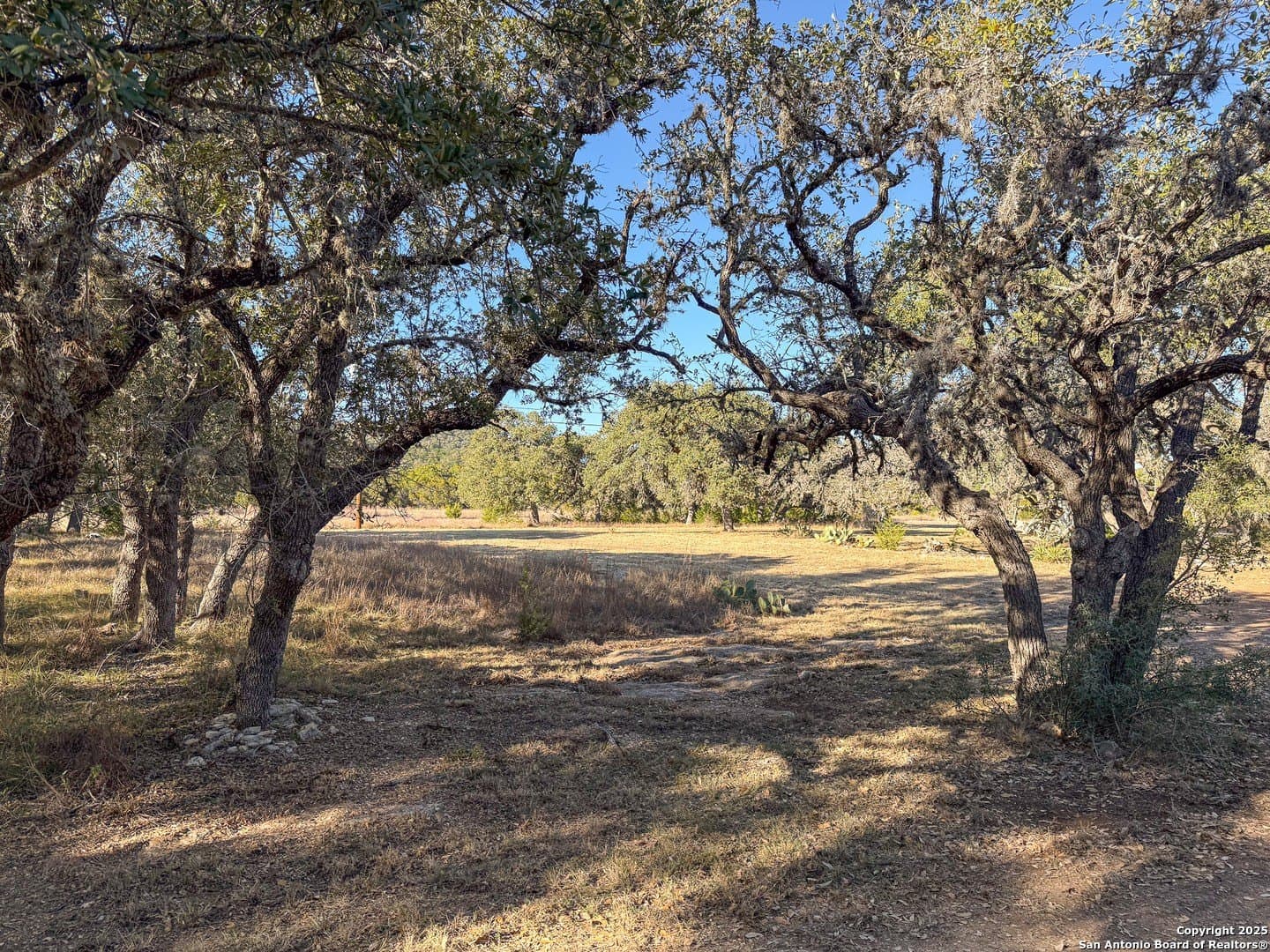 15.29 acres in Bandera County - photo 3