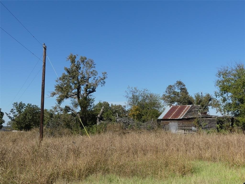 20 acres in Montague County - photo 24