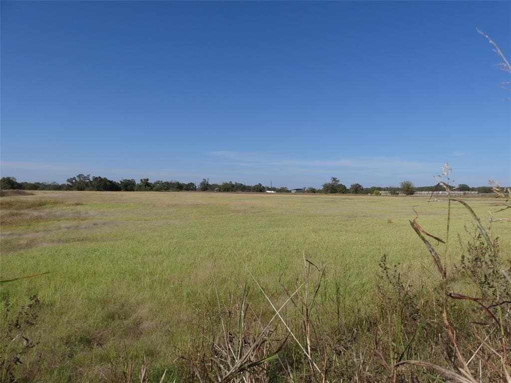 20 acres in Montague County - photo 4