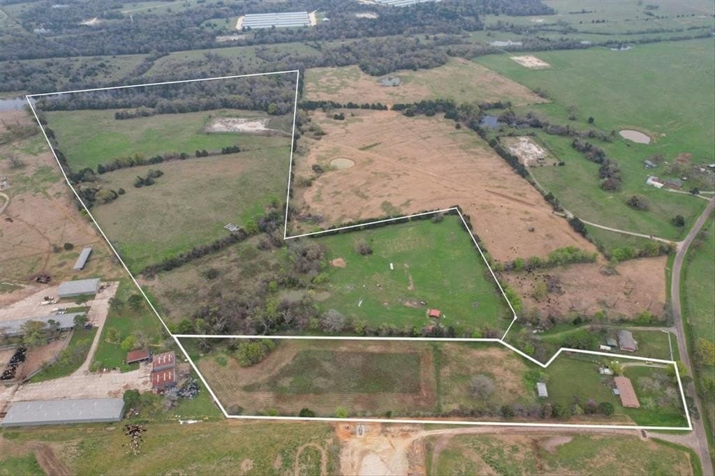 63.6 acres in Freestone County - photo 2