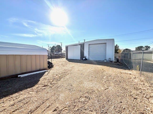 0.32 acres in Reeves County - photo 3