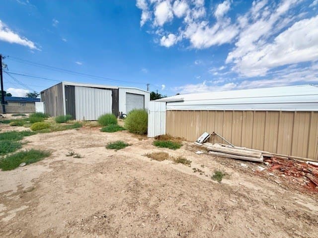 0.32 acres in Reeves County - photo 10