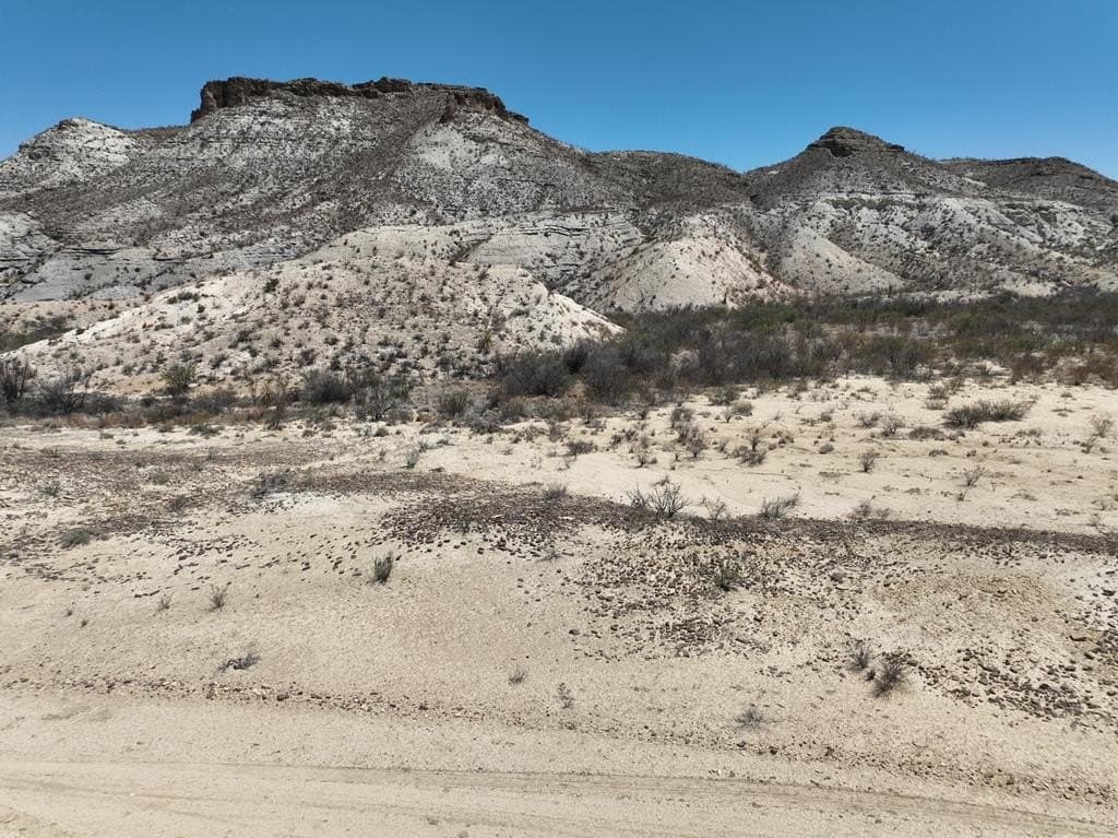 20 acres in Brewster County - photo 2