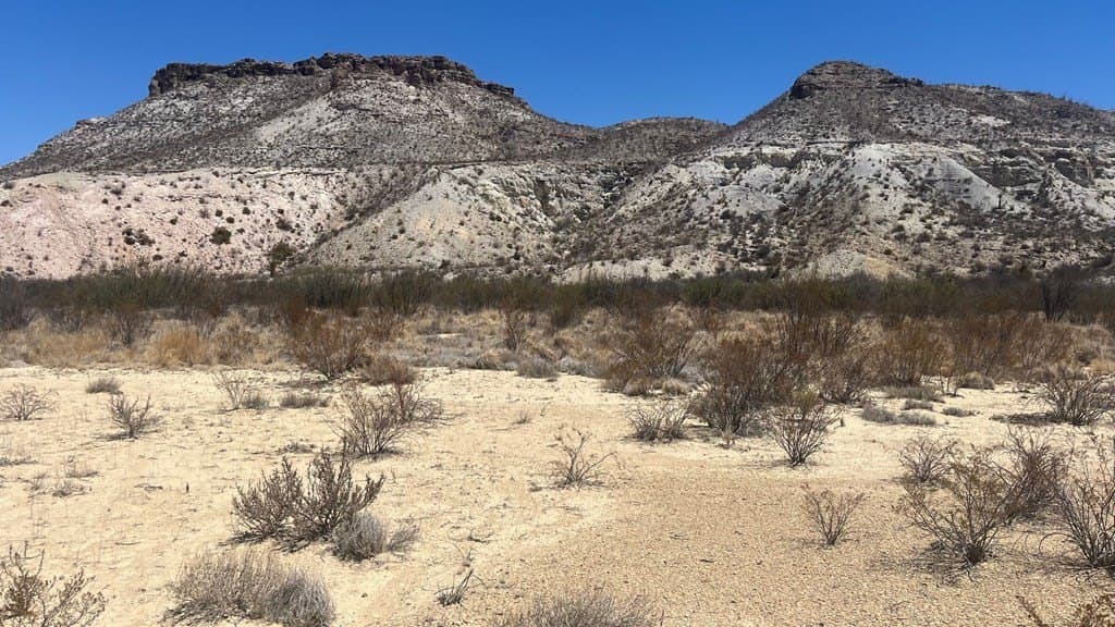 20 acres in Brewster County - photo 4
