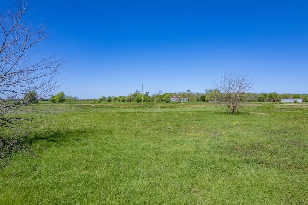 10.01 acres in ANDERSON County - photo 17