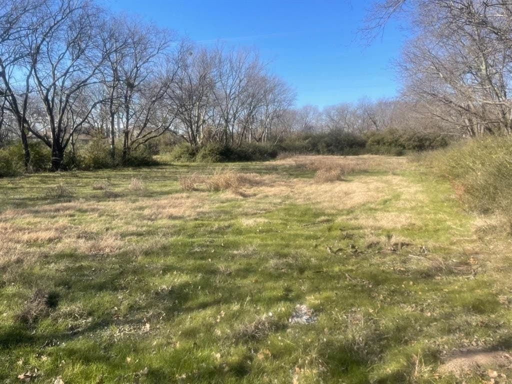 3.77 acres in Denton County - photo 12