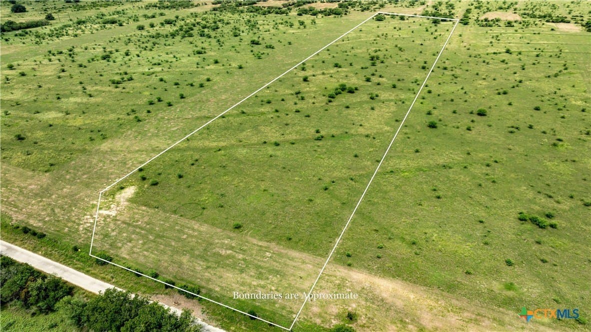 10.01 acres in DeWitt County - photo 12