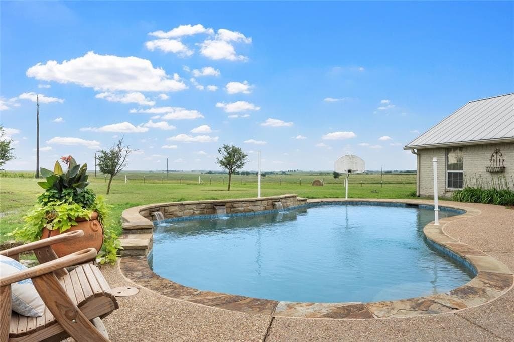 29.98 acres in Hill County - photo 36