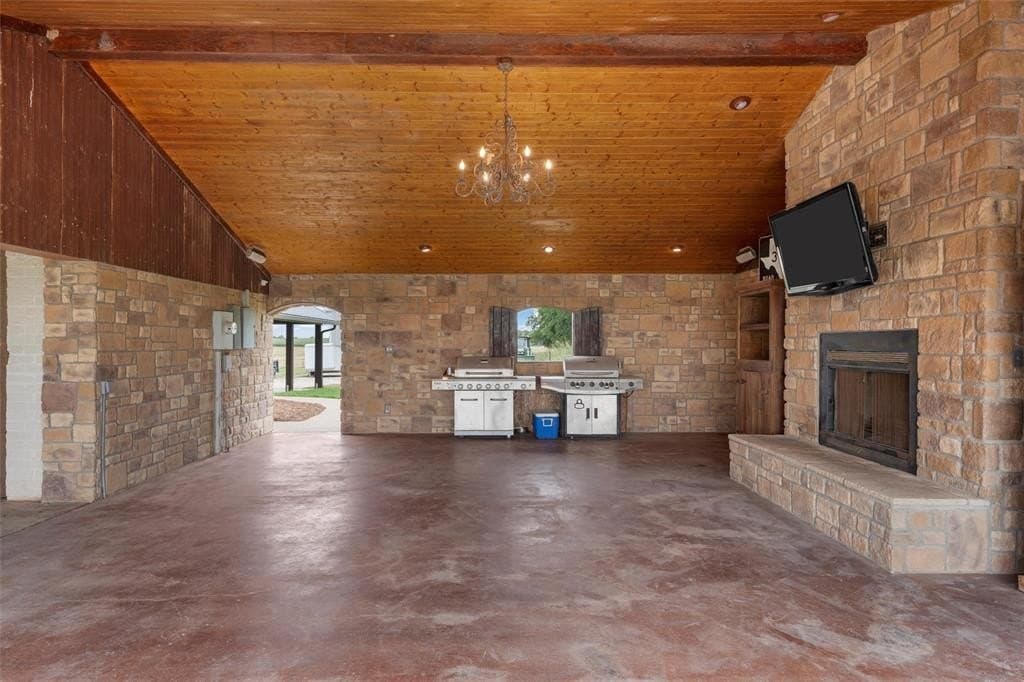 29.98 acres in Hill County - photo 10