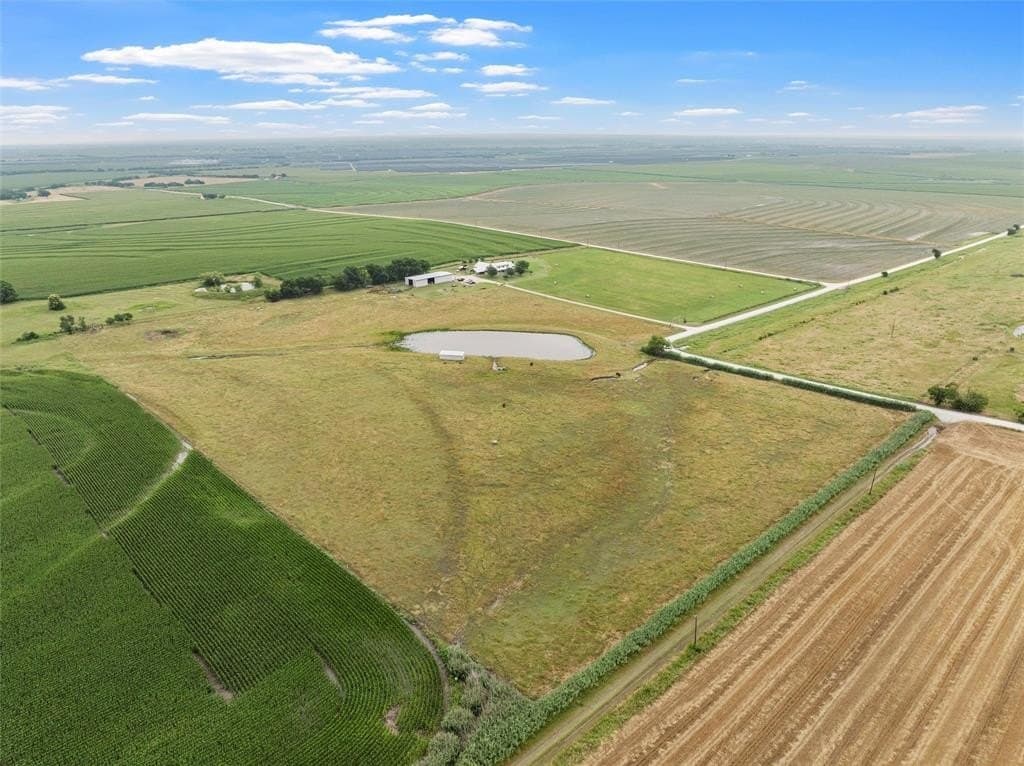 29.98 acres in Hill County - photo 39
