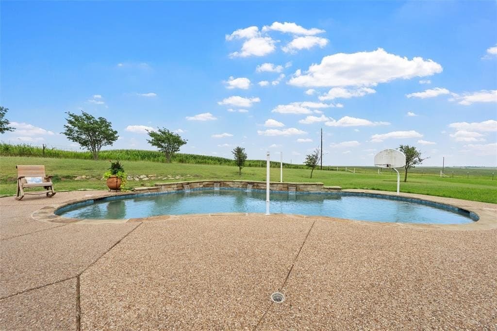 29.98 acres in Hill County - photo 37