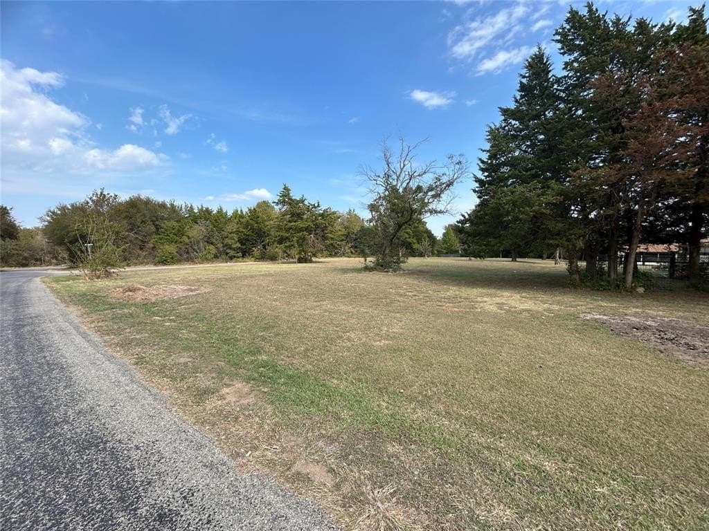 0.33 acres in Grayson County - photo 9
