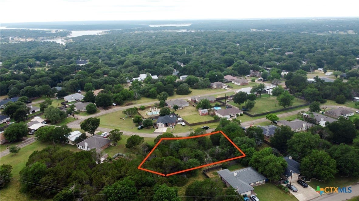 0.37 acres in Bell County - photo 3