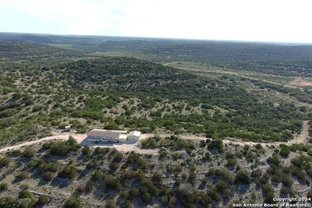 64 acres in Edwards County - photo 37