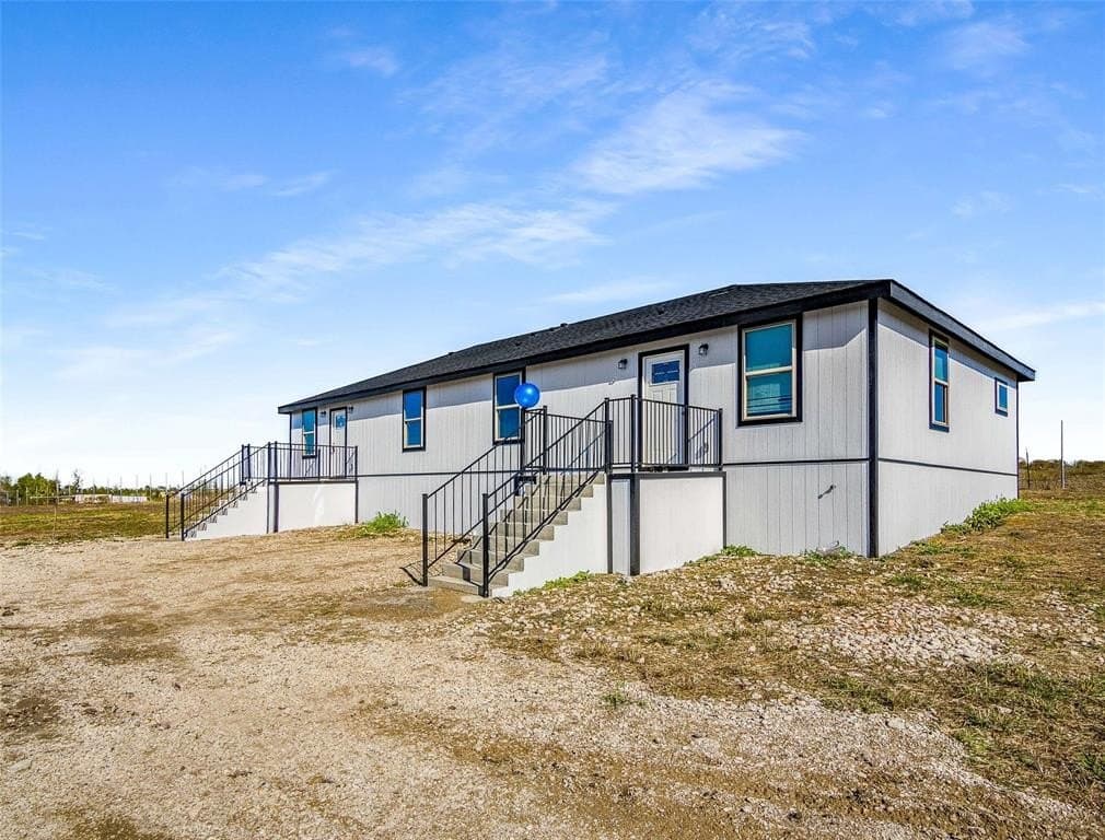 10.04 acres in Ellis County - photo 5