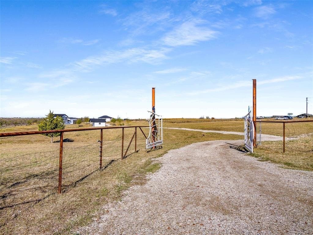 10.04 acres in Ellis County - photo 39
