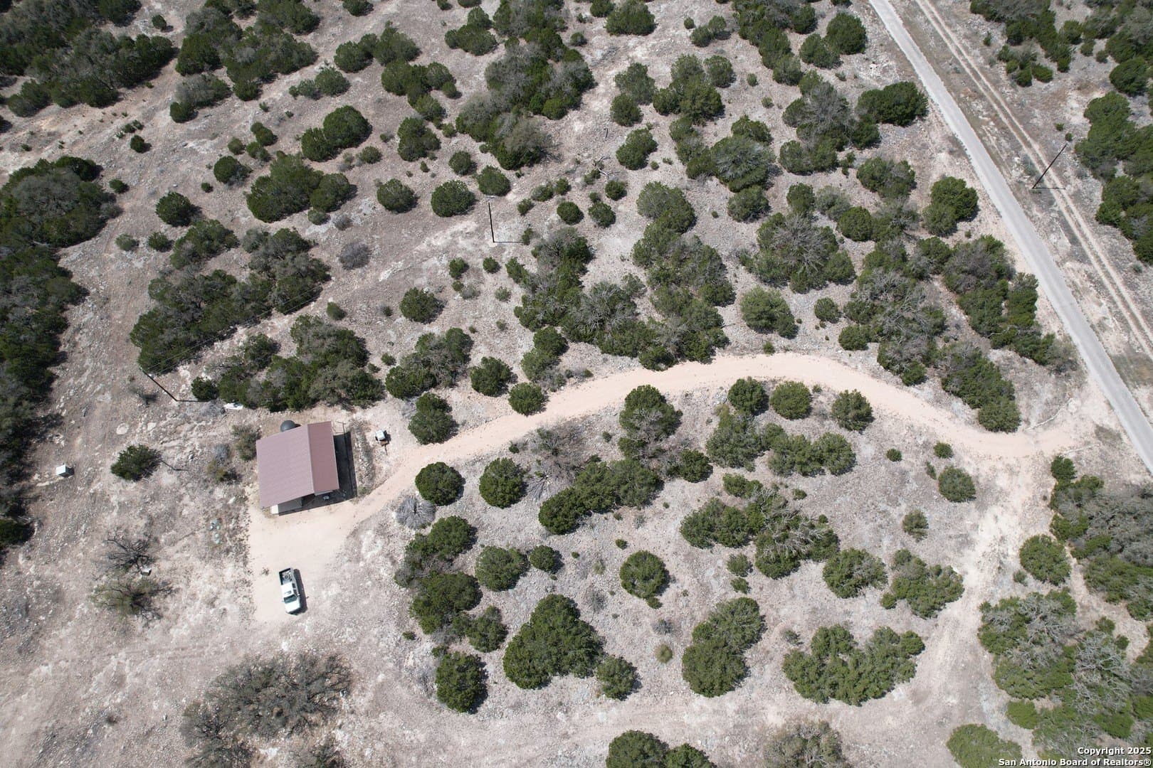 54.8 acres in Edwards County - photo 4