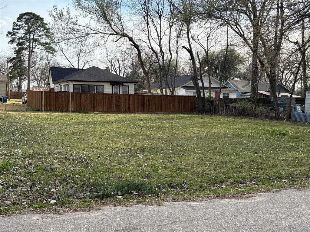 0.13 acres in Wood County - photo 5