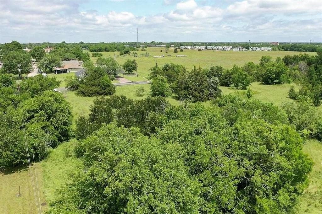 6.88 acres in Navarro County - photo 8