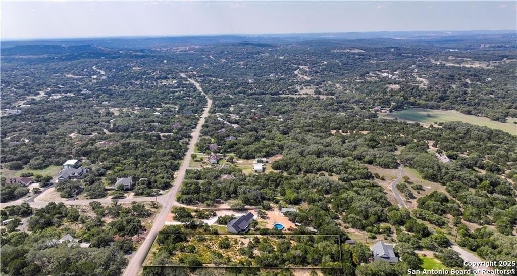 1.37 acres in Comal County - photo 2