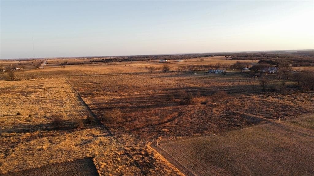 5.29 acres in Montague County - photo 3