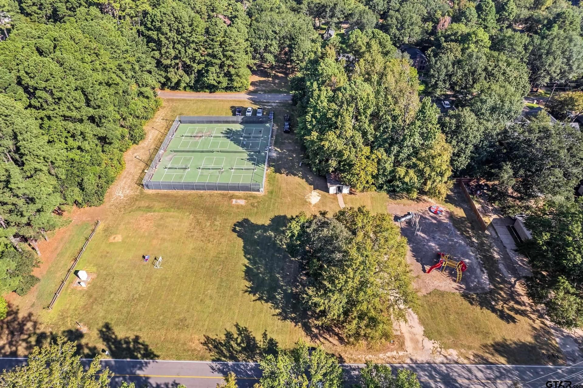 0.4 acres in Smith County - photo 41