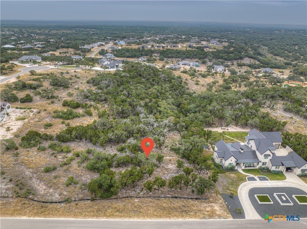 1.24 acres in Comal County - photo 4