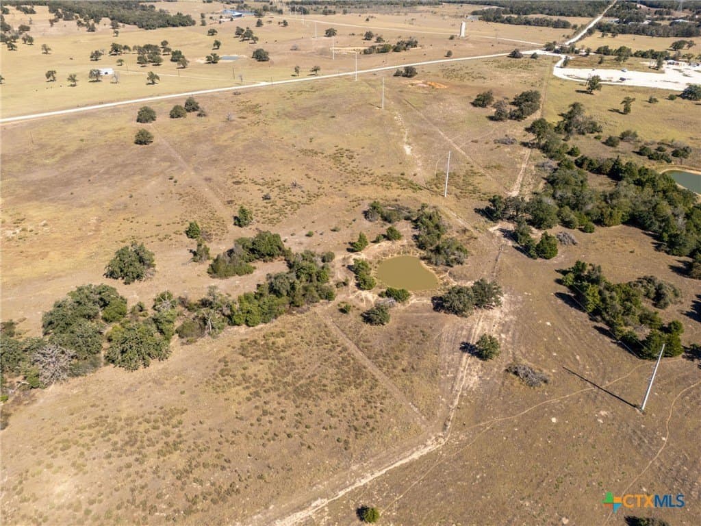 20 acres in Milam County - photo 3