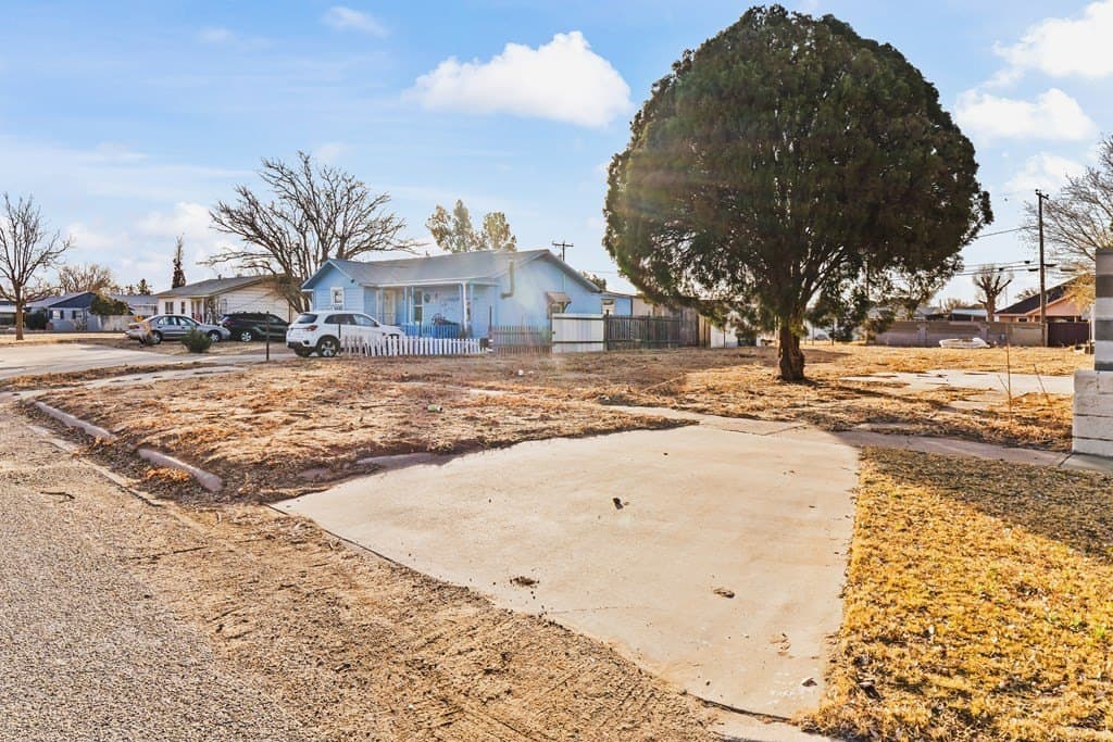 0.2 acres in Gaines County - photo 3